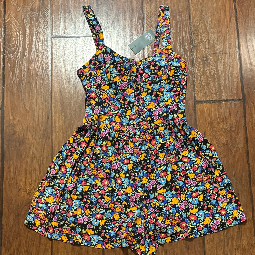 Floral short romper